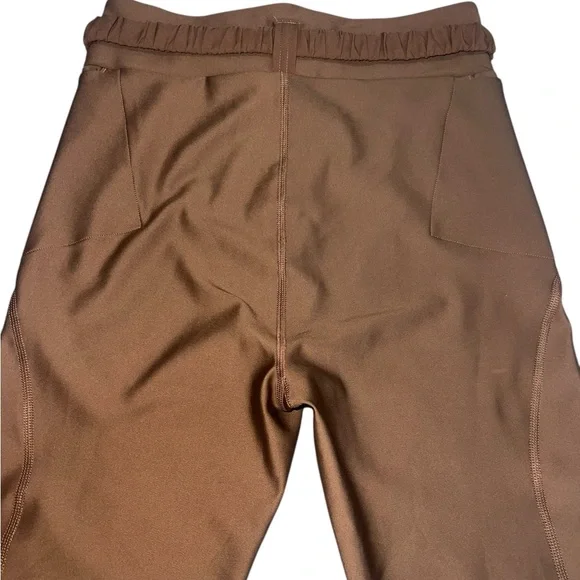 EUC ALO Yoga Airlift High Waist 7/8 Belted Charmer Legging Cinnamon Brown Medium - Picture 7 of 9